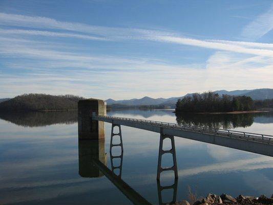 Lake Chatuge Dam