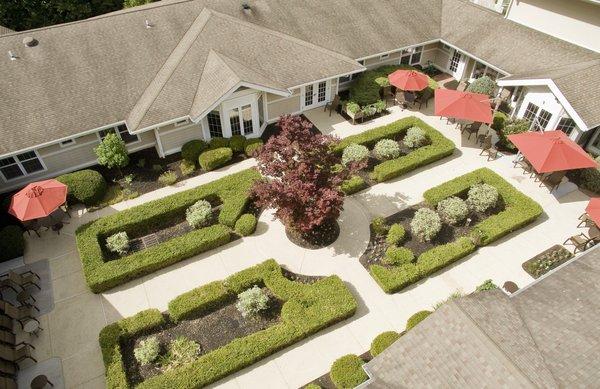 Exterior bird eye view photo of Courtyard at Longview, a Christian Health Community