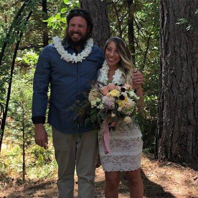 Gorgeous Bridal Bouquet and Hawaiian Leis.