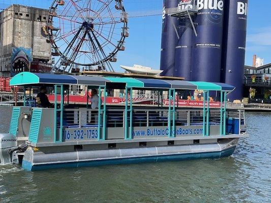 20 Passenger Party Barge available for private rentals.