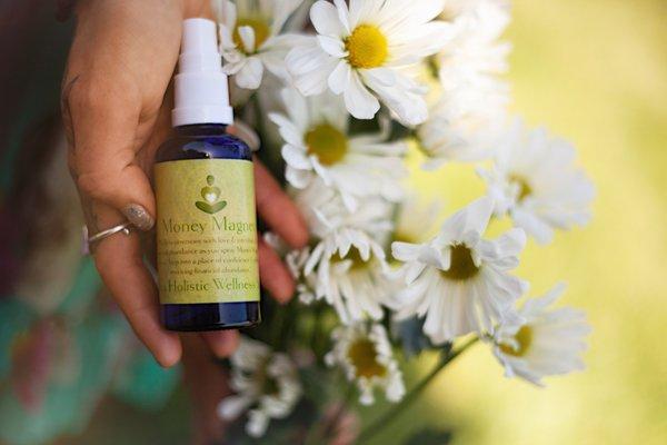 Money Magnet: Holistic Intention Setting Spray made in Ceremony, Reiki Infused with all-natural ingredients.