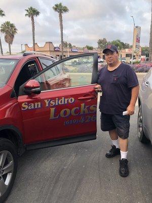 Es mi Cerrajeria  San Ysidro locksmith  Emergencias las 24 horas gracias. Leon-daniel