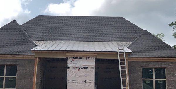 Standing seam metal roof