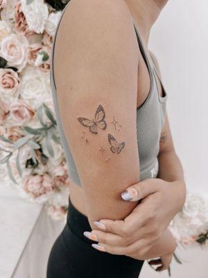 Tiny tattoo by Lan