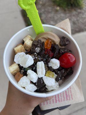 Menchie's Frozen Yogurt