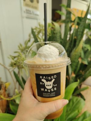 Salted caramel frappe