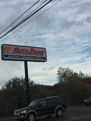 North Attleborough Auto Zone -- 93 East Washington Street / Route 1, North Attleborough          Sign