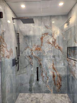 Beautiful oversize porcelain tile showers