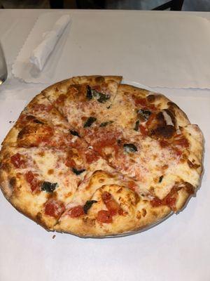 Margherita pizza 12"