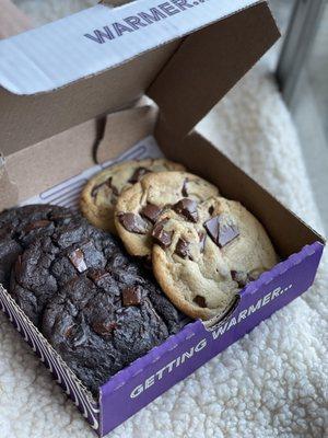 Insomnia Cookies