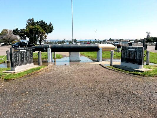 Submarine memorial