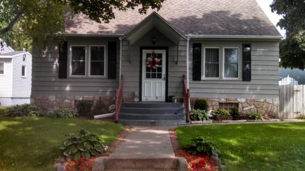 1 1/2 Story Prep and Paint Steel Siding