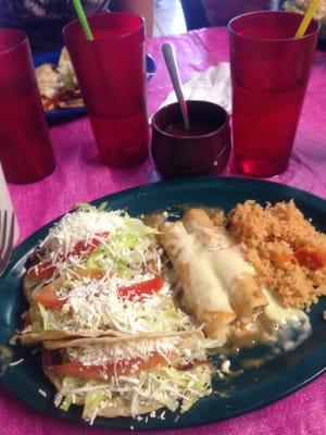 El Plato Mexicano (2 tacos, 2 enchiladas, 1 quesadilla, 1 tostada, beans, and rice). YUM!