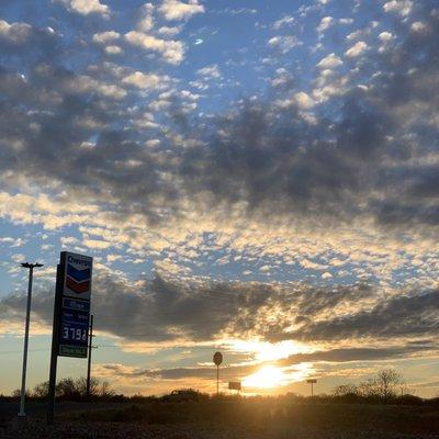 Mustang Mountain Texaco & Food Mart