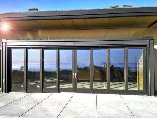 StoneBrea Country Club, 
Hayward, CA 

Pre Painted Aluminum window frame work