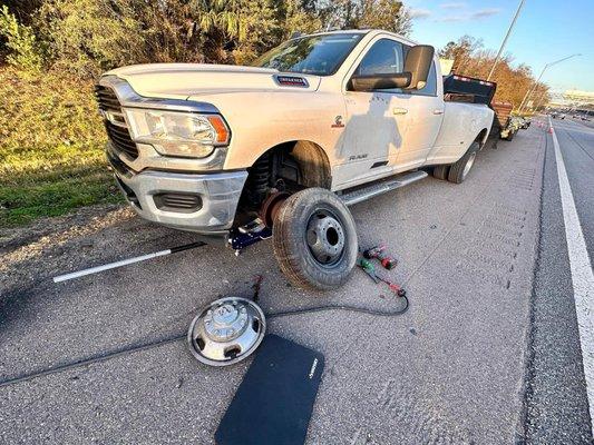 tire change service in Anaheim California