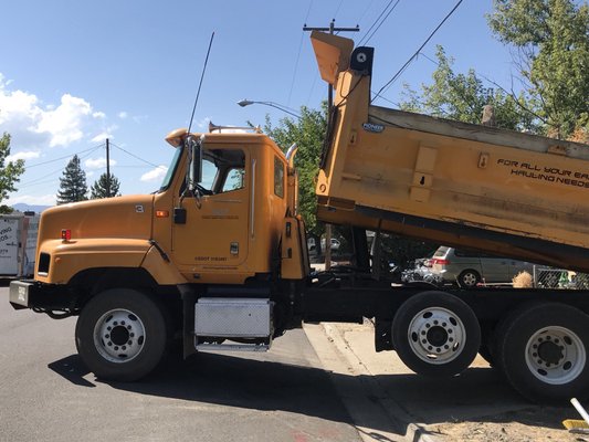 Aaron Goettsch Trucking