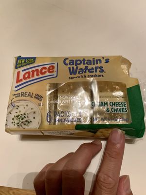 cream cheese & chives sandwich crackers are so good and only $1.09! Get them