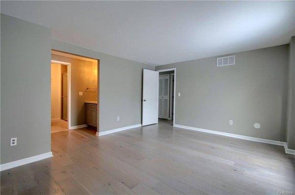 Hardwood Floor installation by Urban Floors.