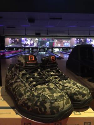 Bought these Brunswick Camo Bowling Shoes on sale.