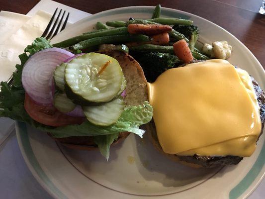 Burger with optional grilled veggies instead of French fries