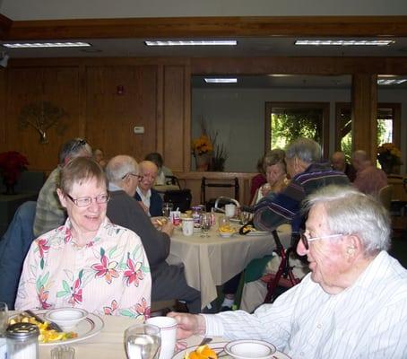 Lunch and dinner are great times for residents to chat and enjoy each other's company. Great friendships have been forged here!