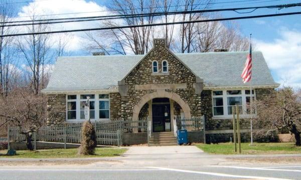 Boylston Public Library