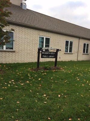 Walworth-Seely Public Library