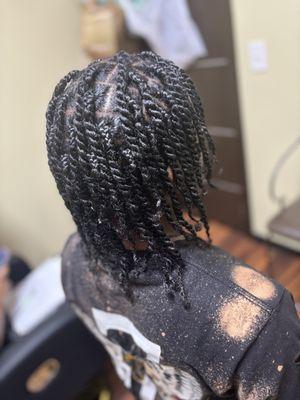 Natural hair twist