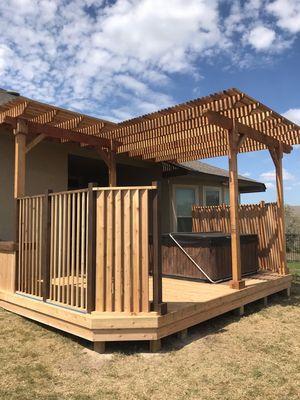 Privacy Deck With Jacuzzi