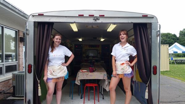 Team Art Truck's coaches Sarah and Tessa are fabulous!