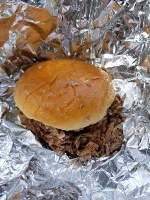 Pulled pork sandwich