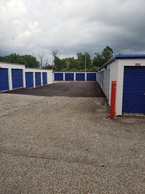 Exterior storage units