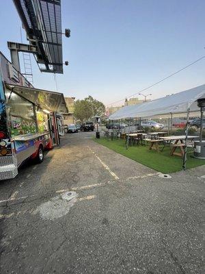 Food truck + Patio