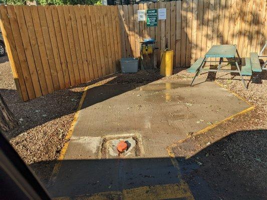 Picnic area next to dump station