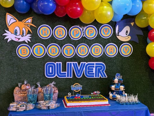 Sonic themed B-day party!