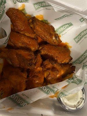 Buffalo wings with ranch