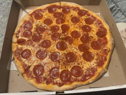 Pepperoni pizza