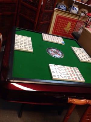 Automatic Mah Jong table!