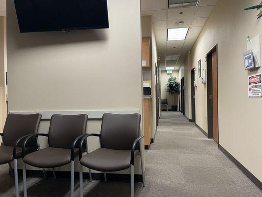 2nd waiting room