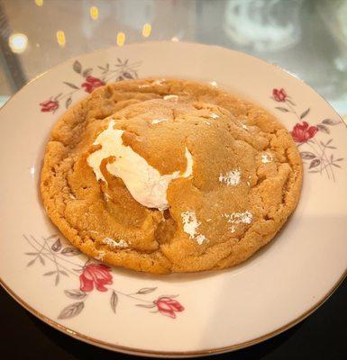 Fluffernutter, peanut butter cookie stuffed with homemade marshmallow fluff