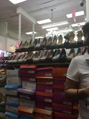 J & J Shoe Warehouse