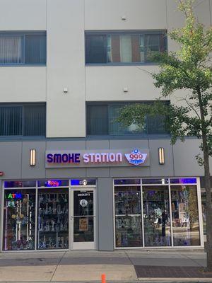 Smoke shop