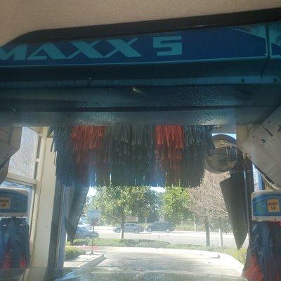 Maxx 5 car wash at the 76 gas station