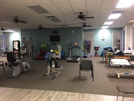 Quick photos taken while they were closing for the day. They have private treatment rooms in addition to the tables in he main gym area.