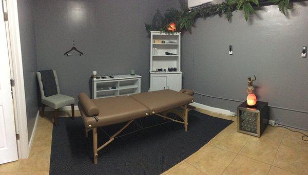 Spacious treatment room.