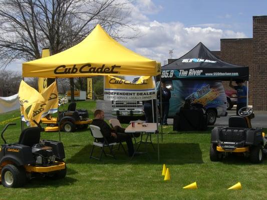 Cub Cadet RZT E 42" Zero turn mower Test Drive.  Every Spring we have a test drive..