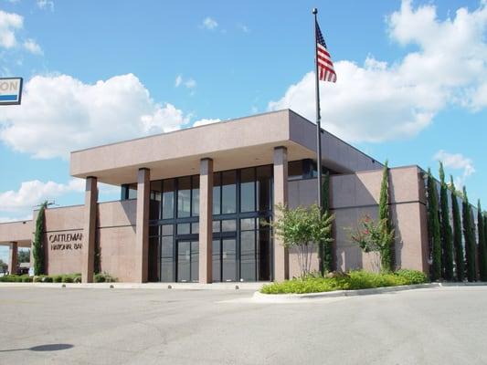 Waterproofing exterior of Cattleman's Bank in Burnet County