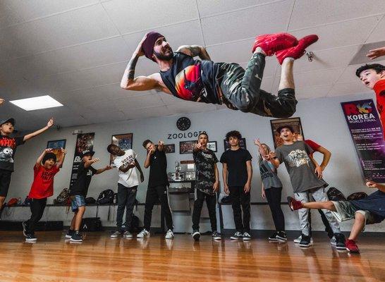 Classes led by professional bboys of world famous crews