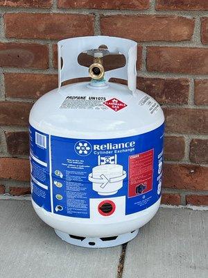 New 20lb propane tank